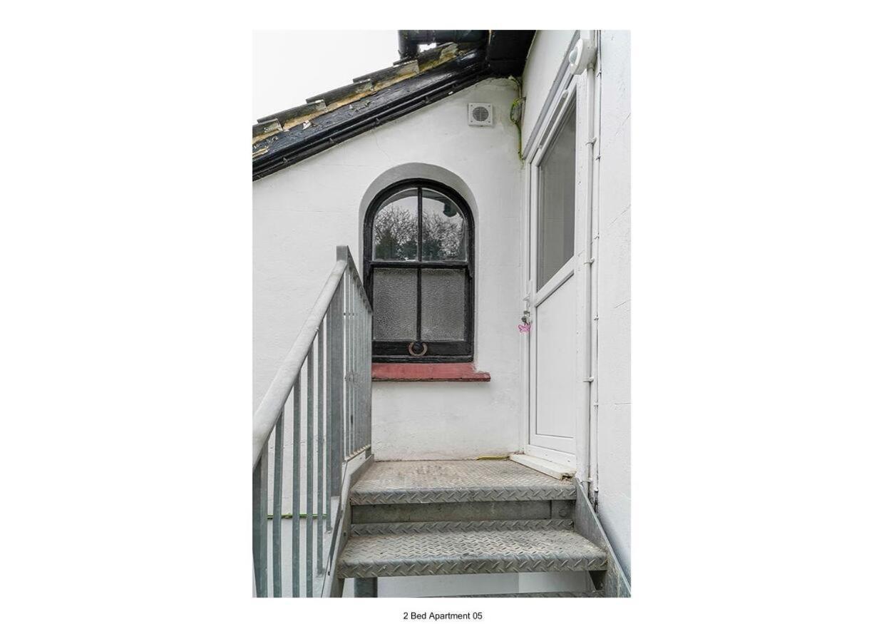 The Park Apartment Haywards Heath Exterior foto